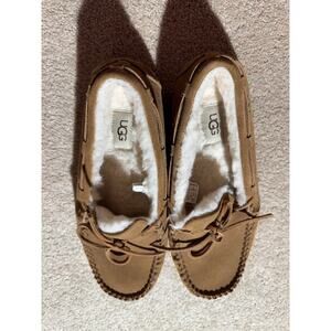 UGG Women's Dakota Chestnut Moccasin Slipper 5612 Size‎ 7 EUC!